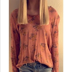 Long Sleeve Floral Tee!